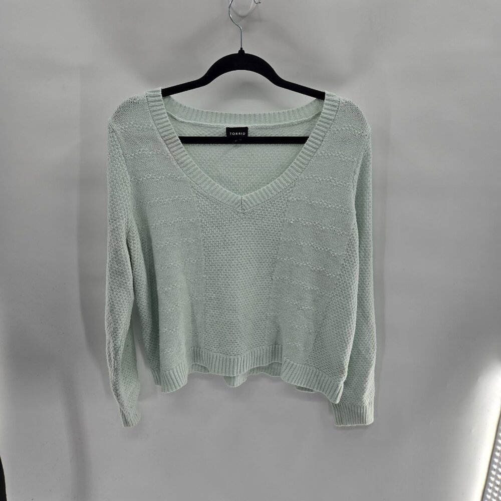 Torrid Mint Green Textured V-Neck Sweater Size 00/Medium